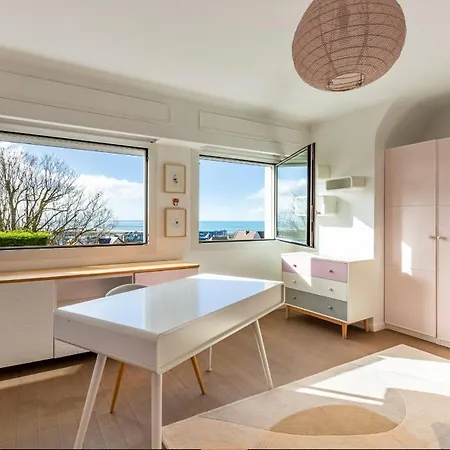 Villa Familiale - Vue Exceptionnelle & Proche De *